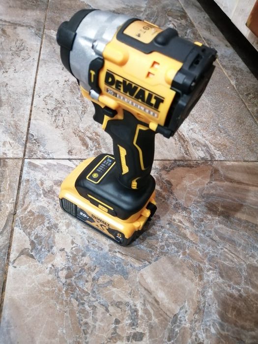 Autofiletanta impact Dewalt DCF 860
