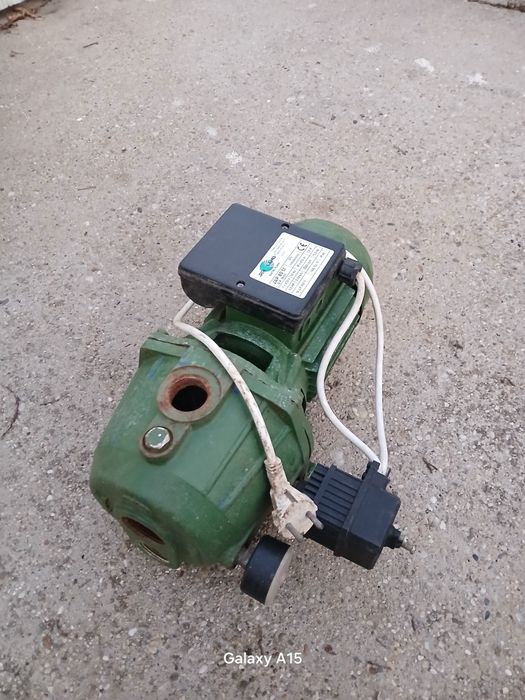 Pompa apa de suprafață hidrofor fontă ( defectă)