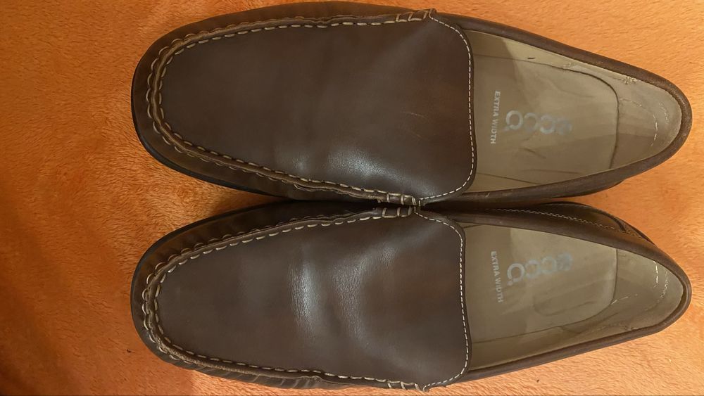 Pantofi eleganti din piele