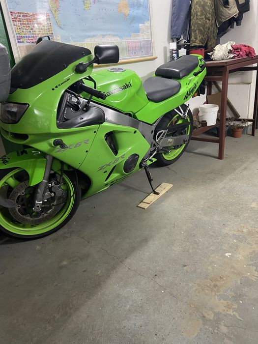 Vand sau schimb Kawasaki ninja zxr6