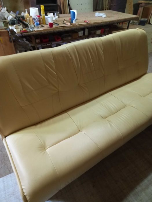 RECONDITIONARI mobilier tapitat