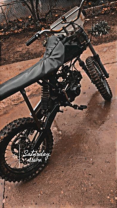 Vand Motocross de 125cc funcional