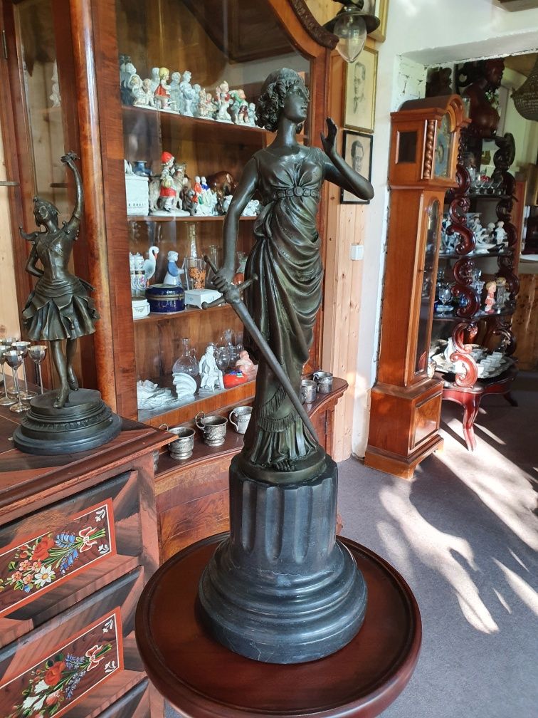 Statuetă Bronz *** vintage / antic / vechi / retro ***