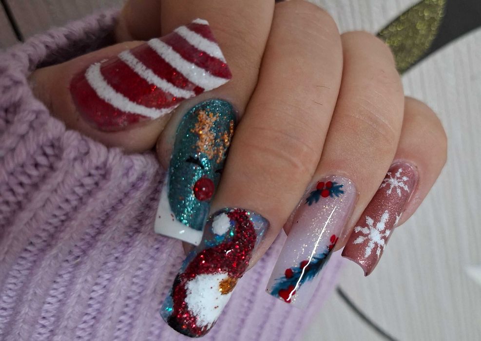 Servicii de manichiura