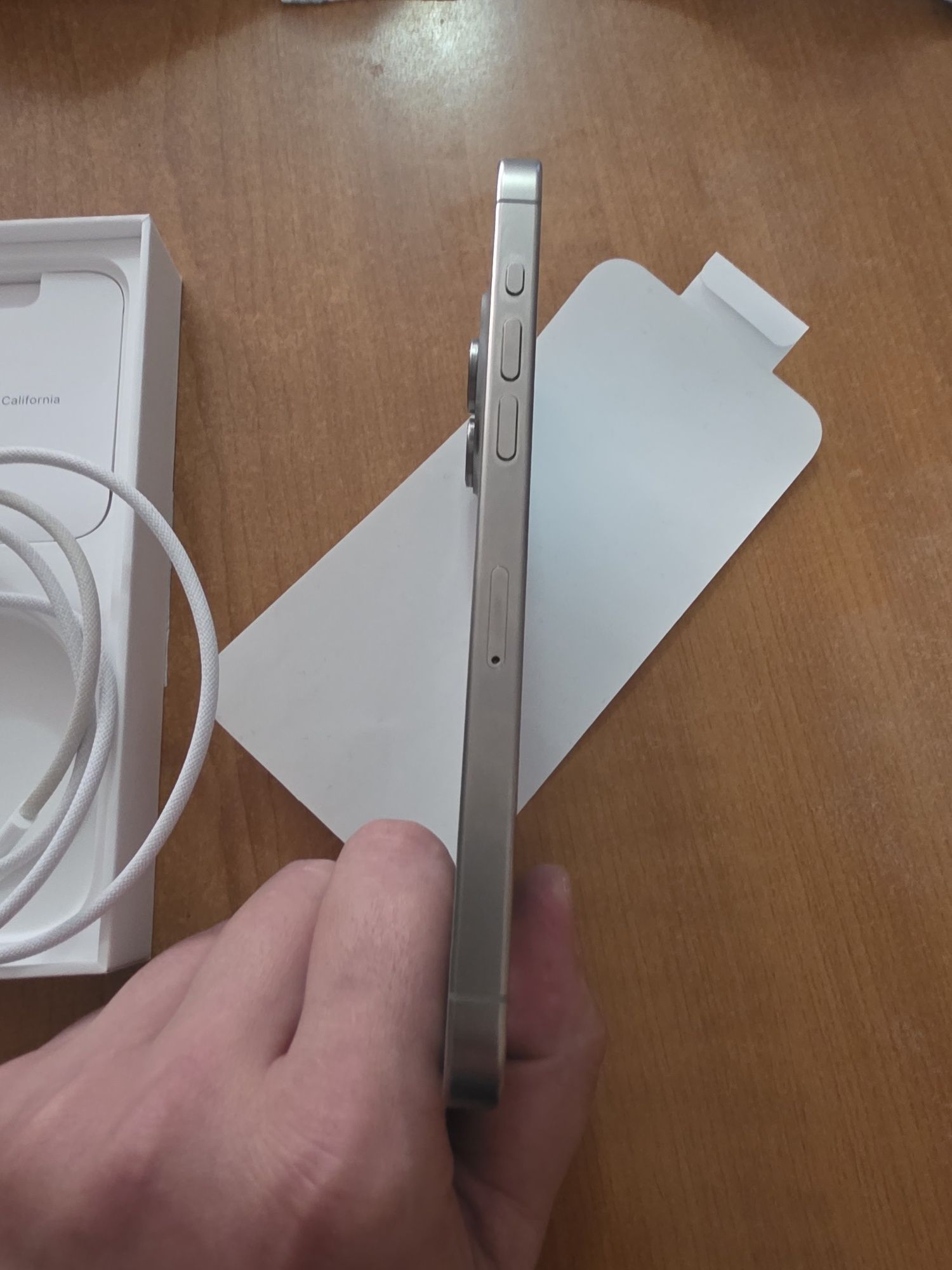 Apple iphone 15 pro max 256gb перфектен с подаръци