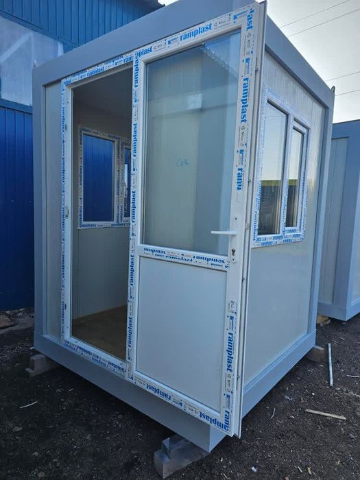 Vand containere diferite dimensiuni