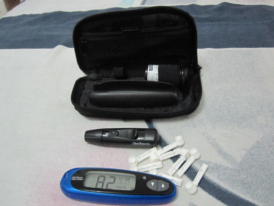 Glucometru performant One Touch Mini cu ace,husa-ieftin