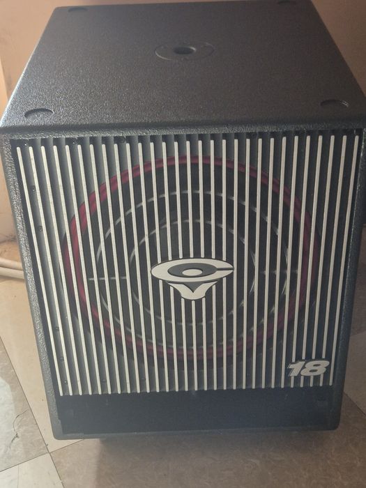 Sistem  monitor Cerwin vega si subwoofer