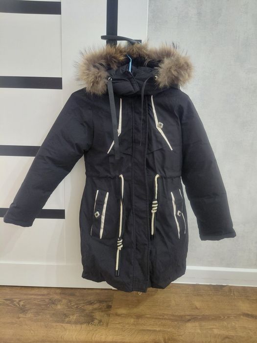 Продам две куртки зимние