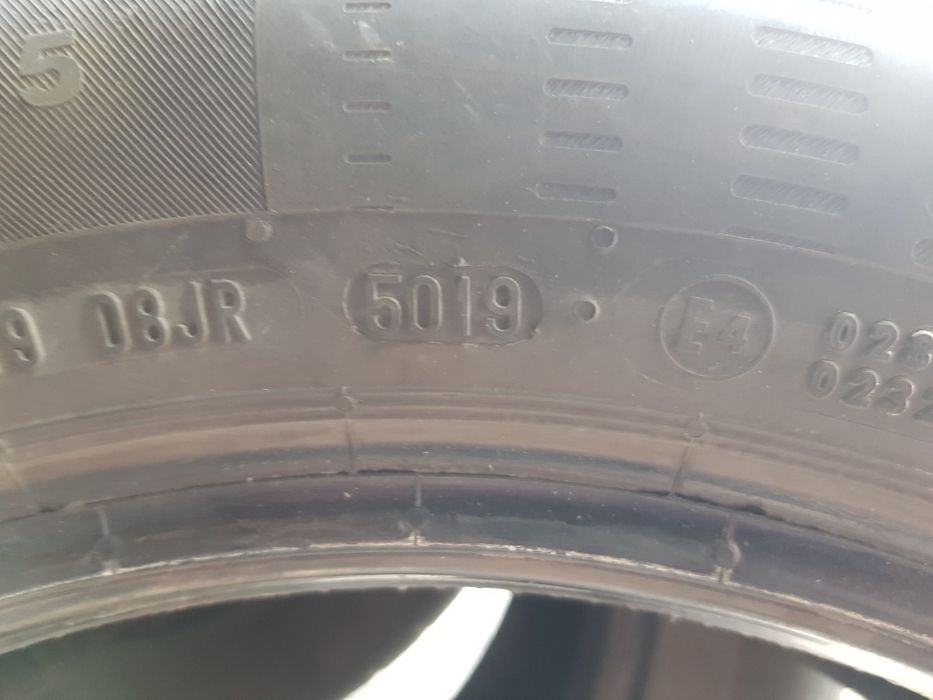 195/55/16 Continental