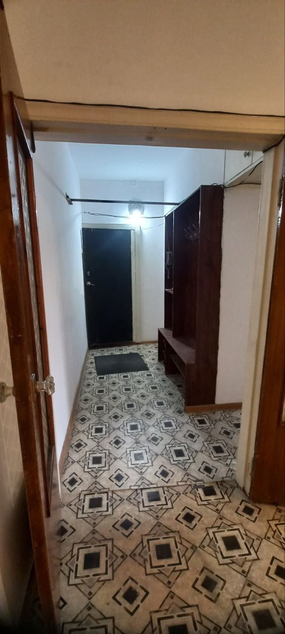СРОЧНО Продаётся 1 комнатная квартира в Сергели 7