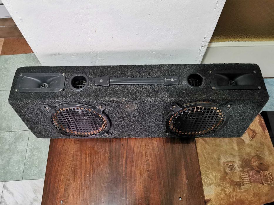 Тон колони ръчна изработка за кола тип куфар