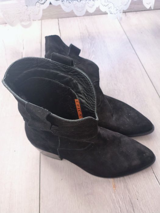 Vând botine din piele EPICA