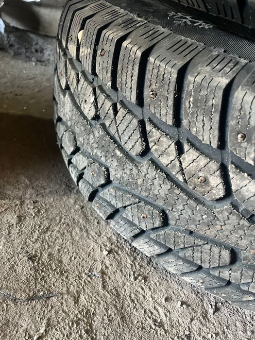 Зимняя резина для автомобиля