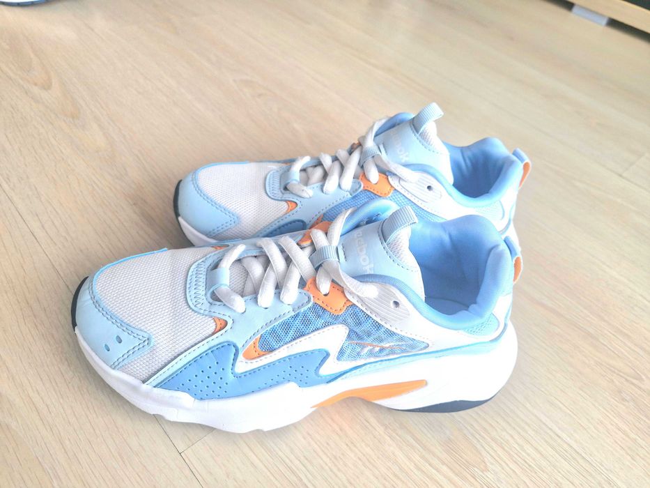 Teniși Adidasi  pantofi sport Reebok mărimea 38