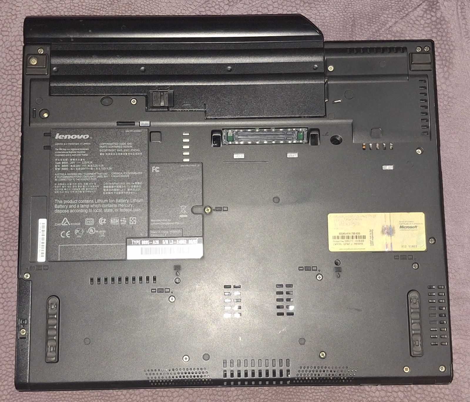 Лаптоп IBM T61 ThinkPad с голяма батерия (но слаба) + WIN 7
