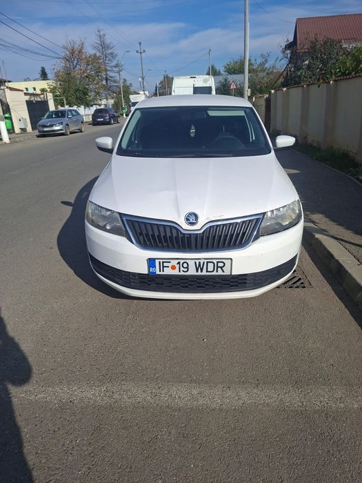 Masina Skoda rapid