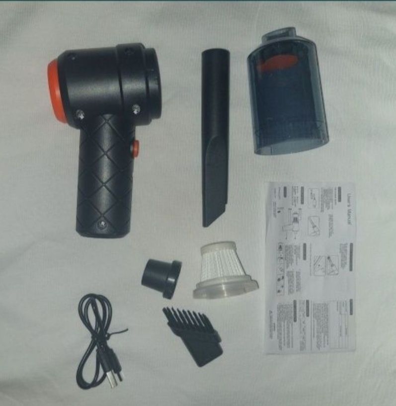 Mini aspirator portabil cu acumulator