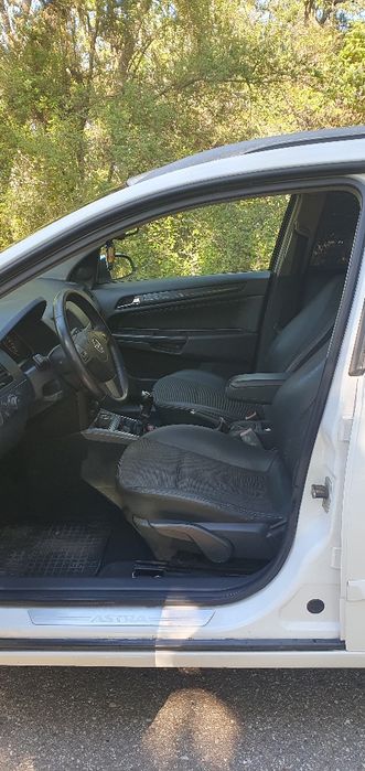 Opel astra H 1.7cdti