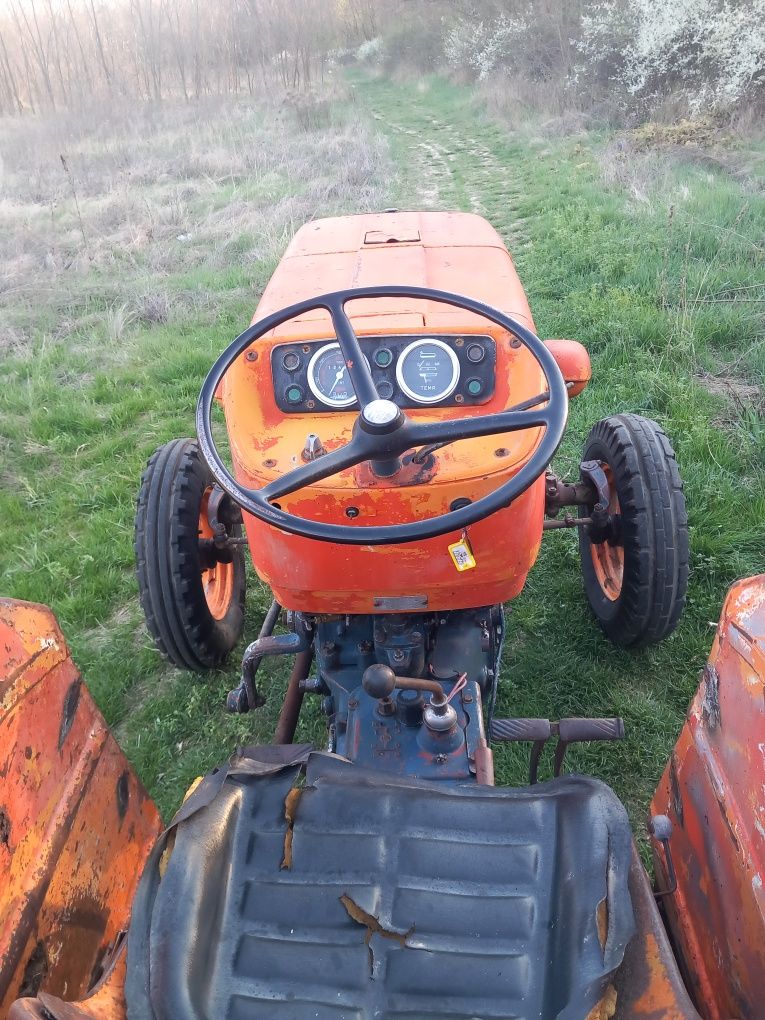 Tractor Fiat 450