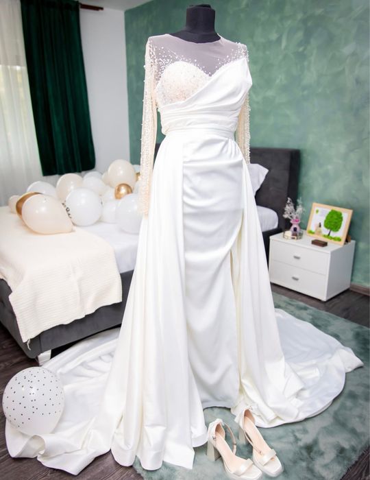 Vand rochie de mireasa