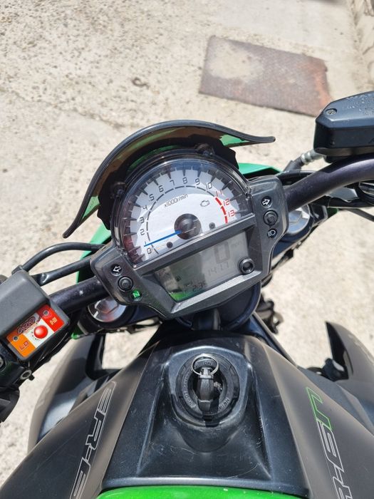 Kawasaki ER6N. 2014. Vand sau schimb CROSS