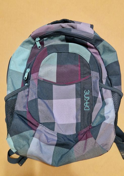 Раница Dakine 20L - КАТО НОВА