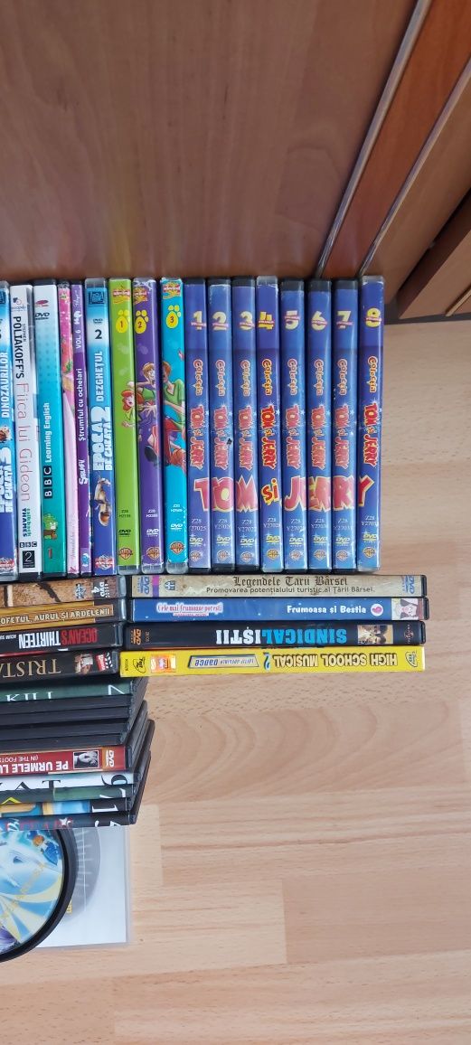 DVD,desene animate și filme