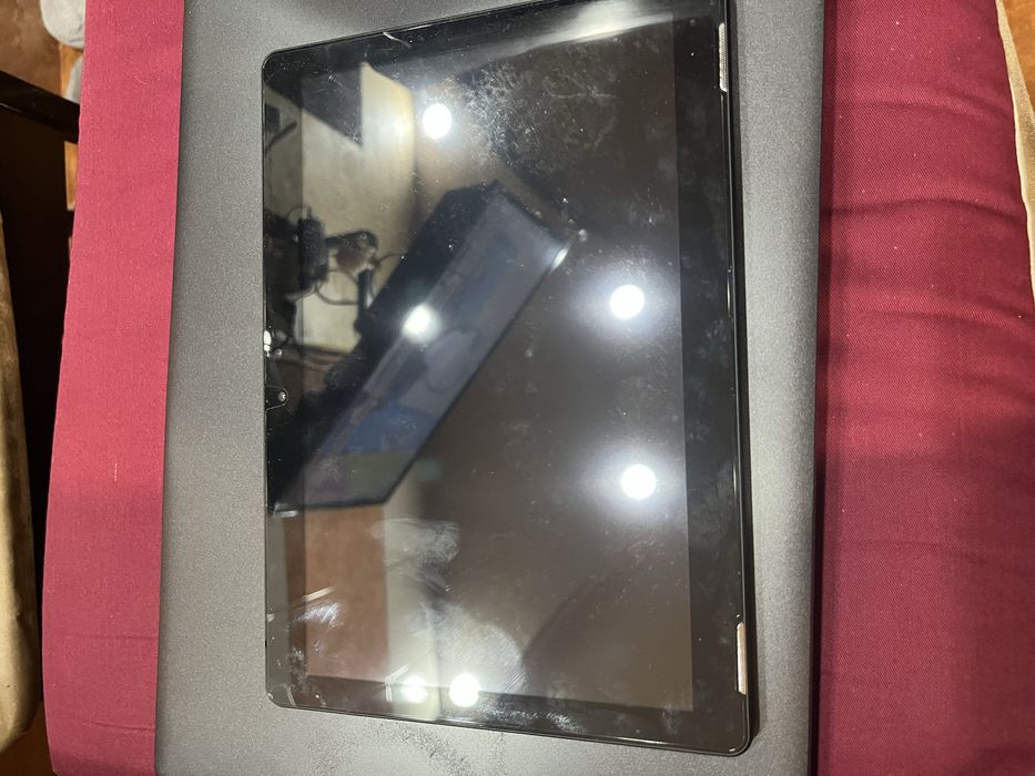 2 Laptop 2 Tablete  400 lei toate