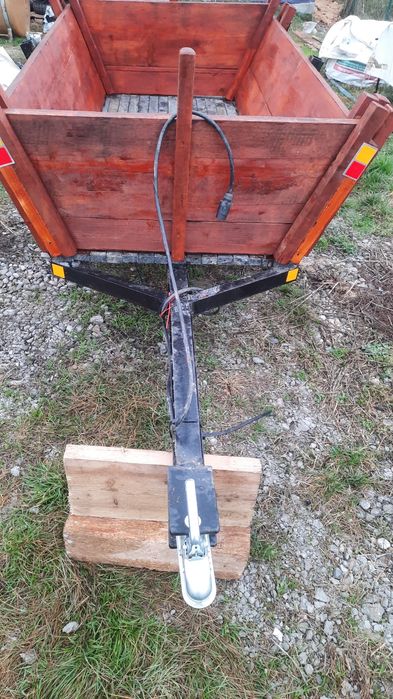 Remorca rotii pe 14 c