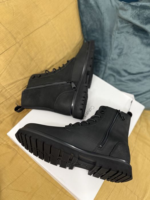 Calvin Klein Jeans ghete joase piele neagra marimea 43 noi originale