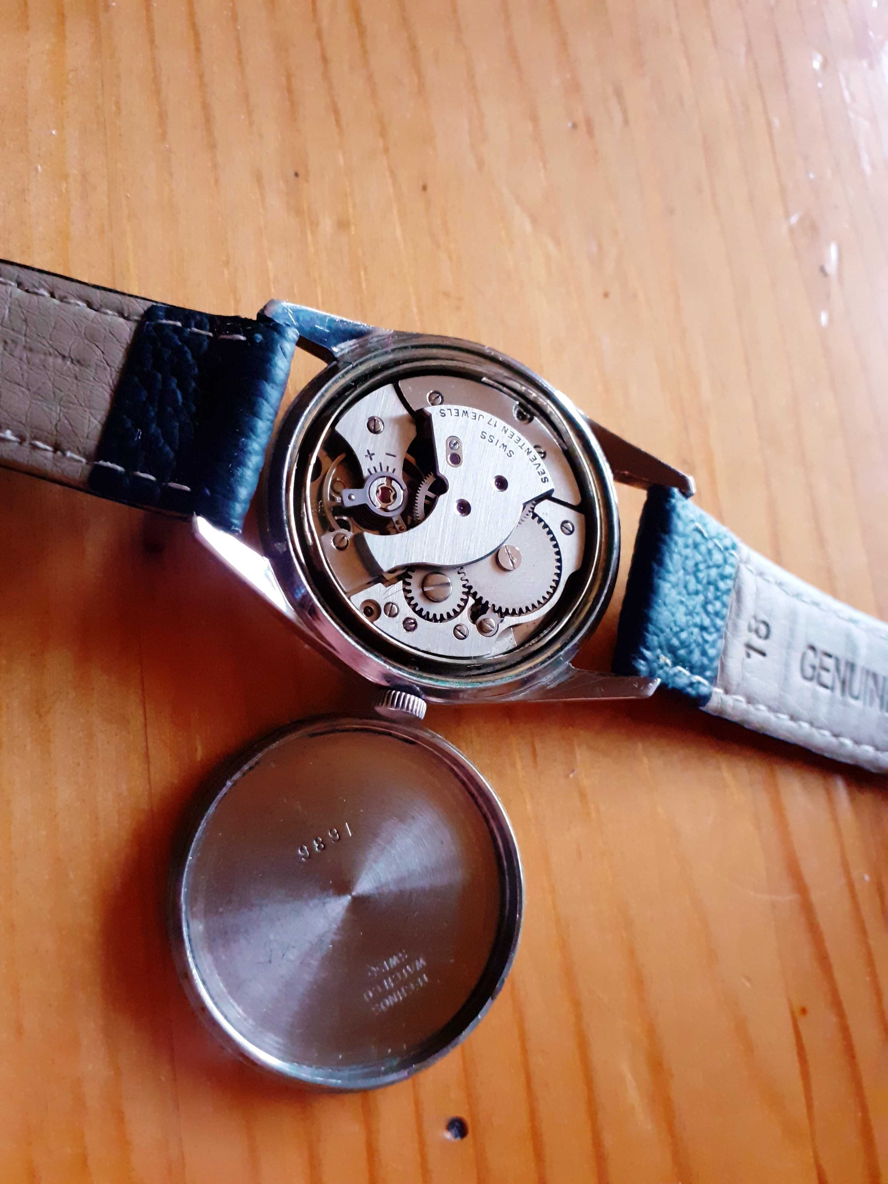 Колекционерски рядък TECHNOS Super Watch SWISS- WW2- Швейцарски военен
