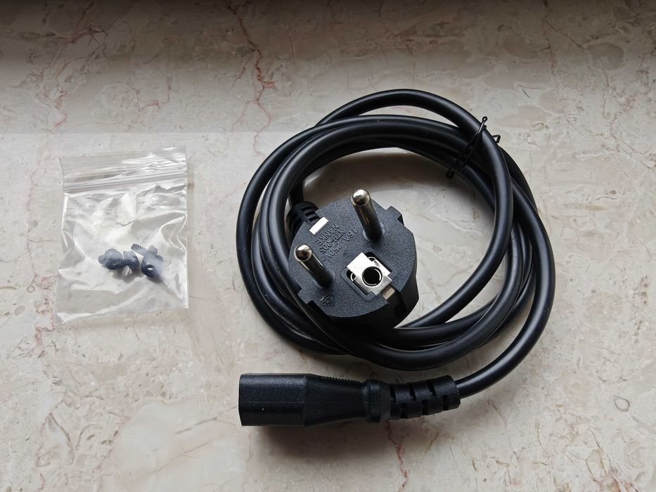 Vand Sursa Inaza Fusion 80 PLUS Gold, 700W