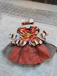 На новый год платья тигрица
