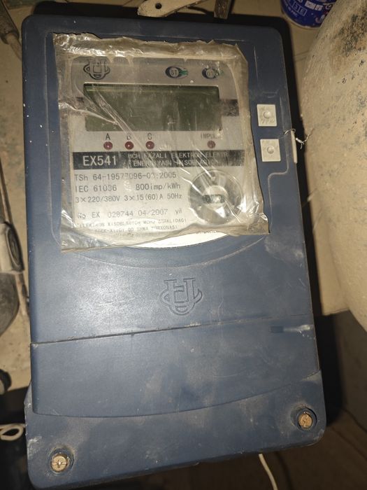 Счётчик 3 фазалик ишлайди сотилади 60 А