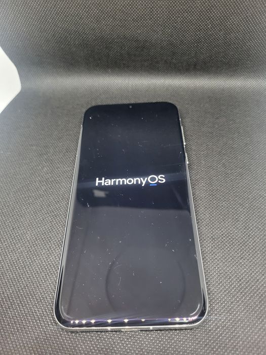 Vand 1 Iphone 13 pro și 1 Huawei Pura 70 Pro+