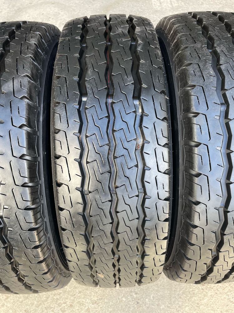 Set anvelope vara 215 70 15c firestone