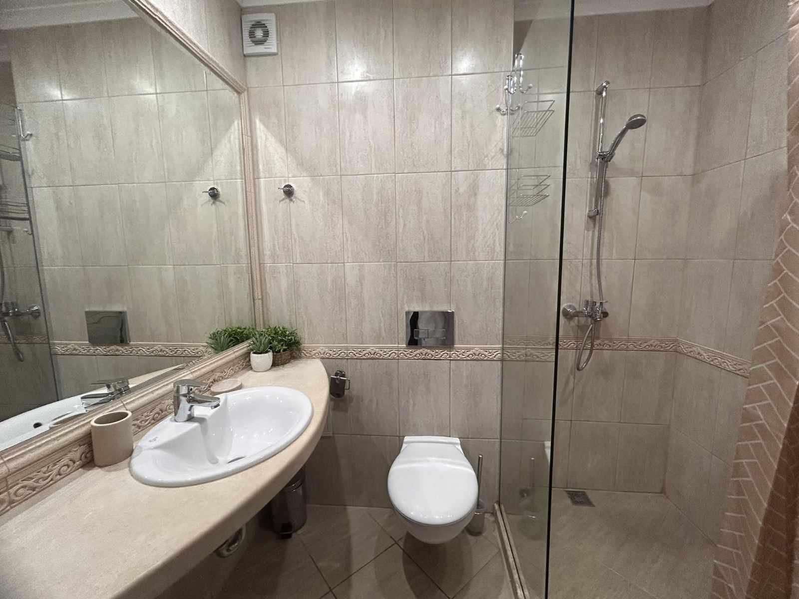 Двустаен апартамент, под наем, кв. Аспарухово