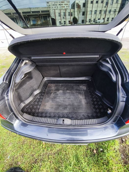 Vând Renault laguna 2