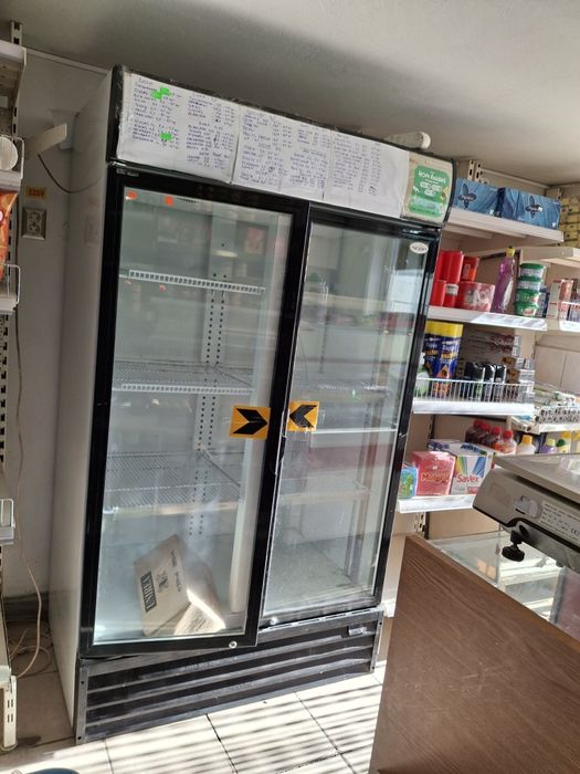 Lada frigorifica bună pt înghețată sau produse congelate