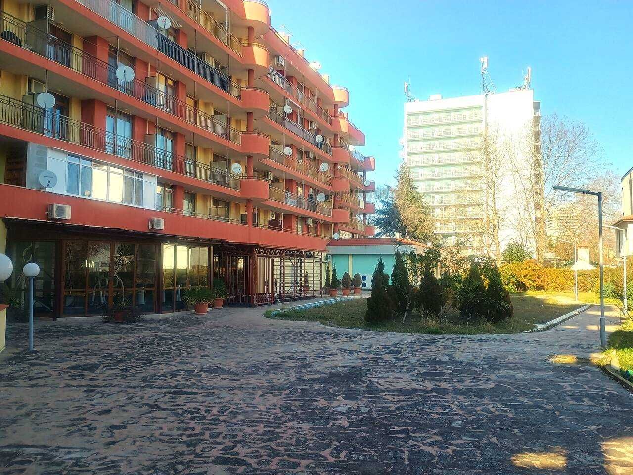 ТОП ЦЕНА / Отличен апартамент от страната на морето за до пет човека