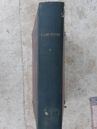 Larousse,in editie limitata