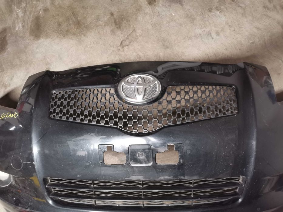 Предна Броня Оборудвана за Toyota Yaris /Тойота Ярис 2006--2010 г.