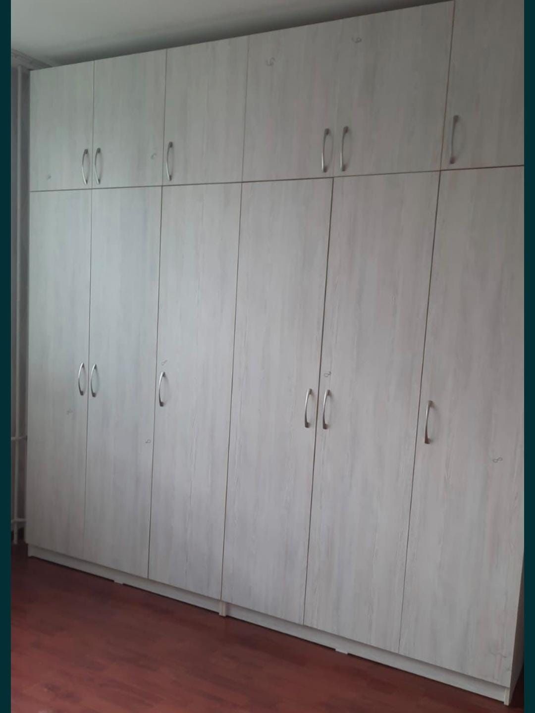 Срочно продам шкаф