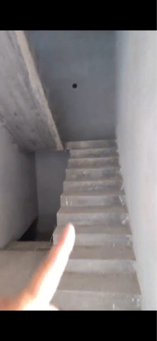 Янги хаёт туманида янги уй сотилади!!!