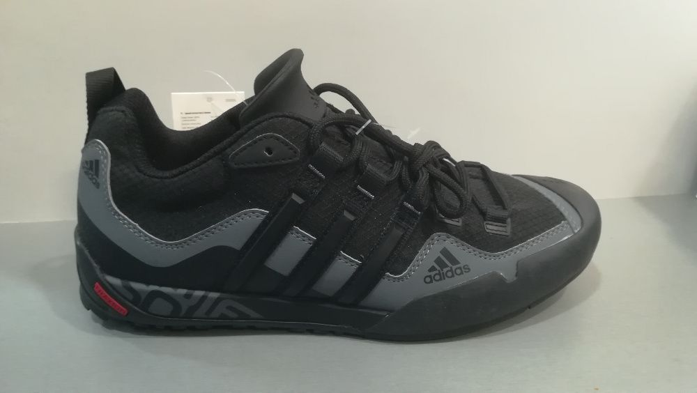 Adidas Adiprene N40/25sm.Ниски есенно-зимни маратонкиi.Нови.Оригинал.