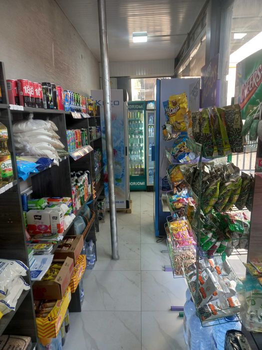 Готовый бизнес продается. Магазин рядом метро Олмос в военном городке.