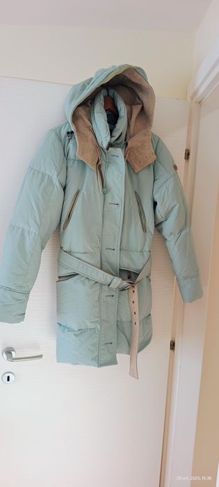 Geaca dama PEUTEREY,puf gasca ,măr L