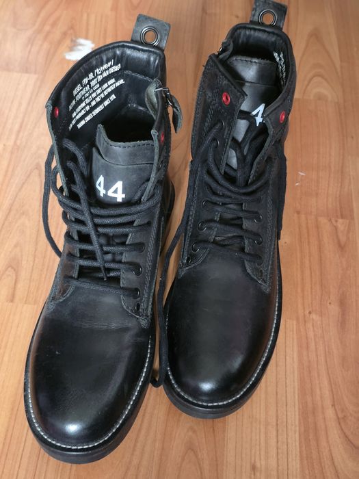 Ghete Diesel nr 44 cu 29 cm noi originale