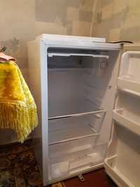 Холодильник маленький б/у